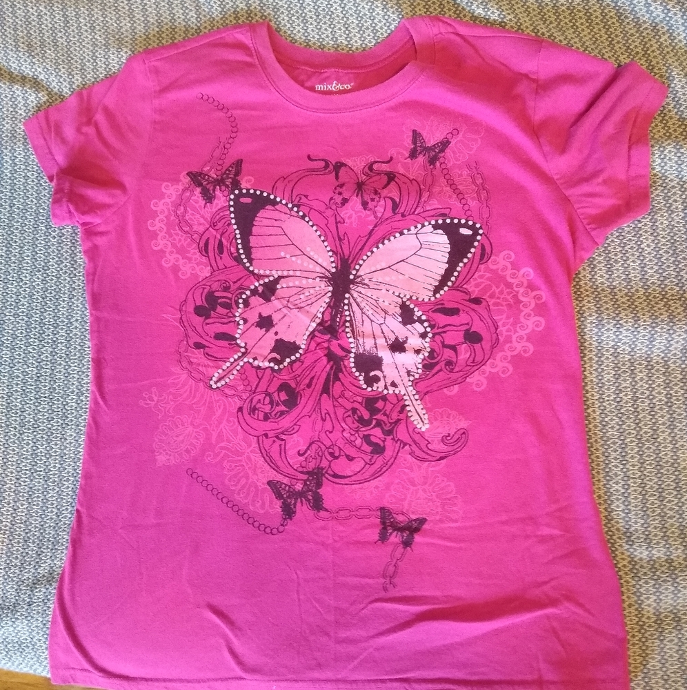 Butterflies and Chains Tee by Mix and Co
